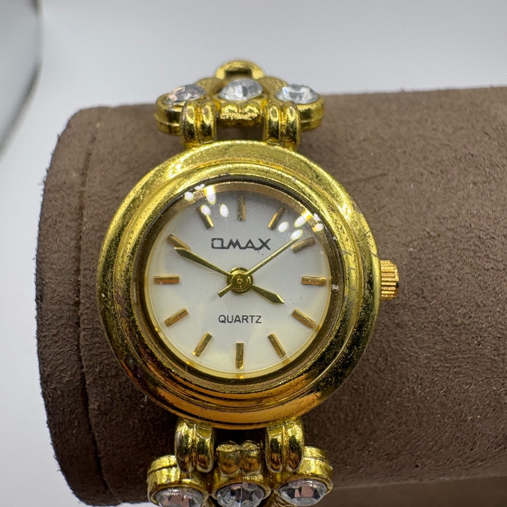 Vintage OMAX Quartz Gold Tone Women’s Watch w/ Rhinestones – Needs Battery